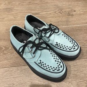 TUK CREEPERS